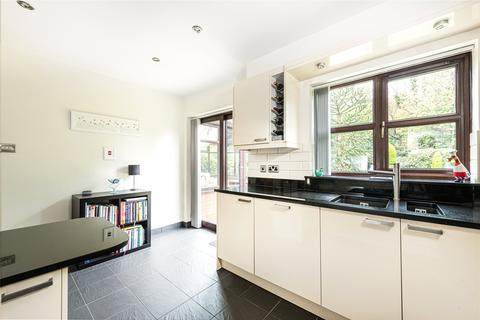 28 Cloudberry, Walnut Tree, Milton Keynes, MK7 7DL