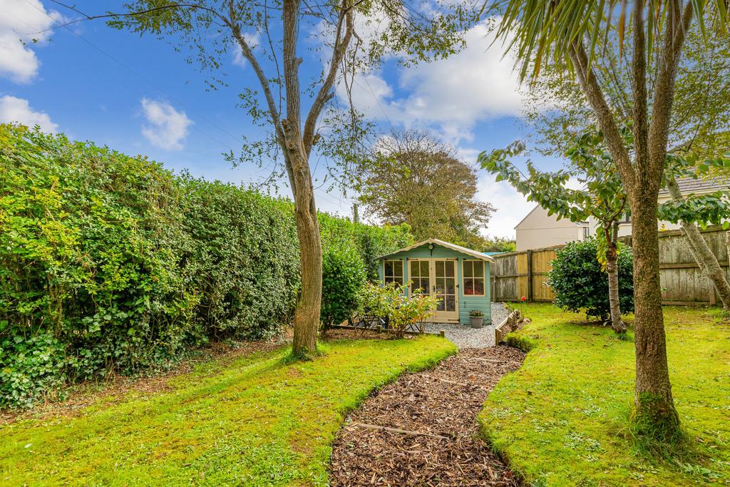 A12 - 2 Woodlands, Churchstow - 251008