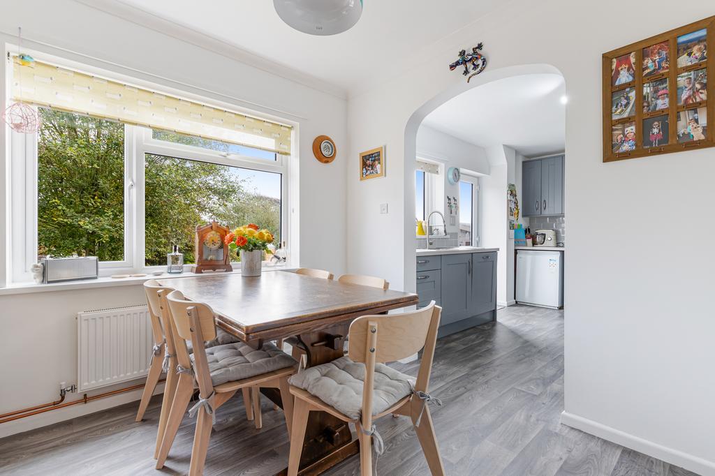 A16 - 2 Woodlands, Churchstow - 251008