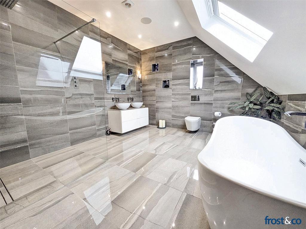 Ensuite