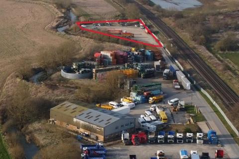 Storage to rent - Yard 9 Cherwell Valley Business Park, Adderbury, Banbury, OX17 3AA