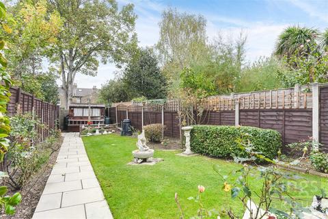 3 bedroom end of terrace house for sale, Burleigh Road, Enfield