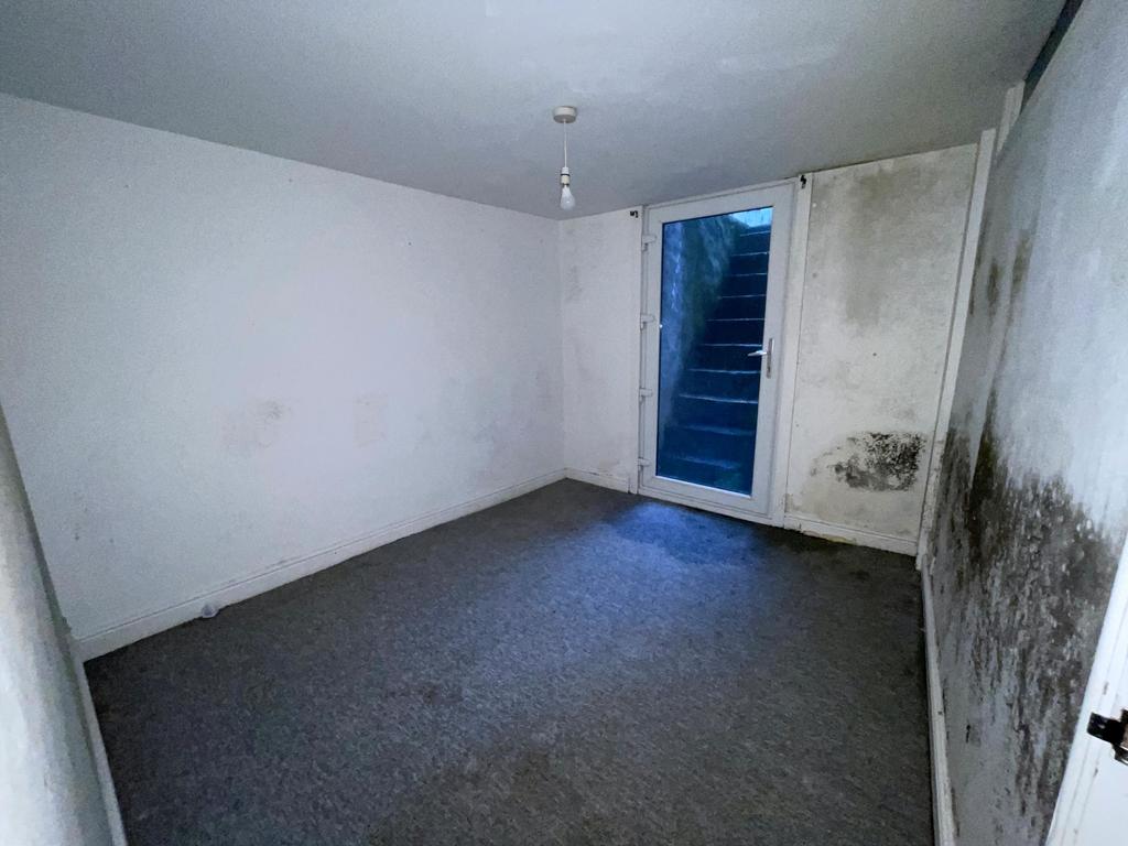 Room T202601221659.jpg