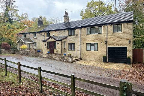 4 bedroom cottage for sale, Bowfields Lane Balderstone, Blackburn, BB2