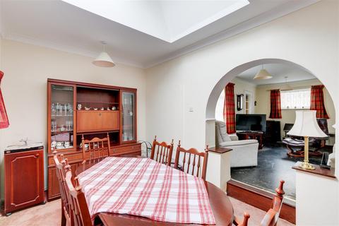 2 bedroom detached bungalow for sale, Beeston Court, Bulwell NG6