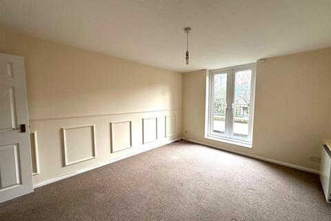 2 bedroom flat to rent, Flat 3, 45 Kingsdown Parade, Bristol