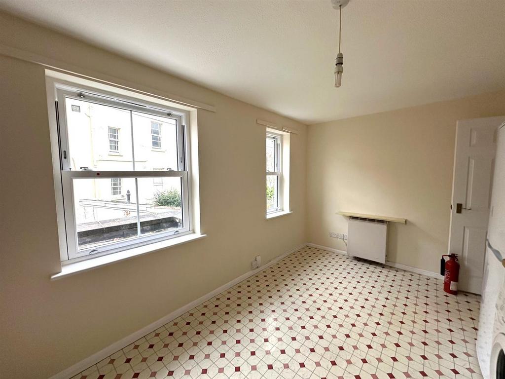 Dining area.jpg