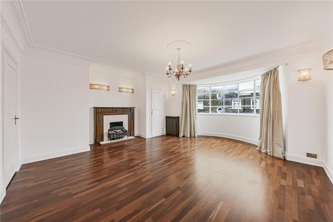 North Gate, Prince Albert Road, London, NW8