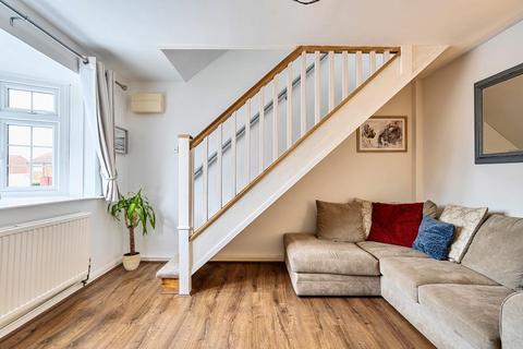 32 Ashgrove, Steeple Claydon, Buckingham, MK18 2NW