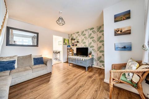 32 Ashgrove, Steeple Claydon, Buckingham, MK18 2NW