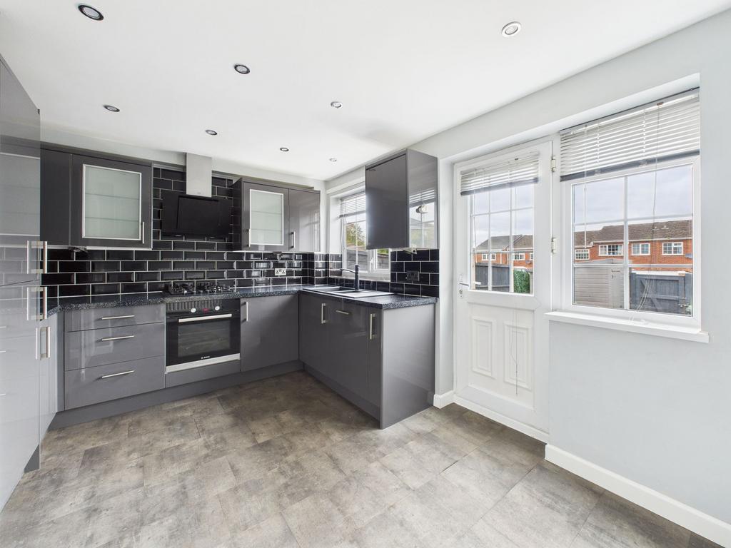 Dining/Kitchen