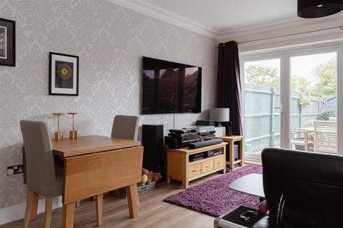 undefined, Ladbroke Road, Redhill