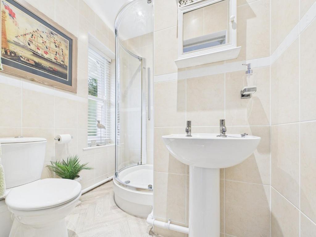 Ensuite Shower Room
