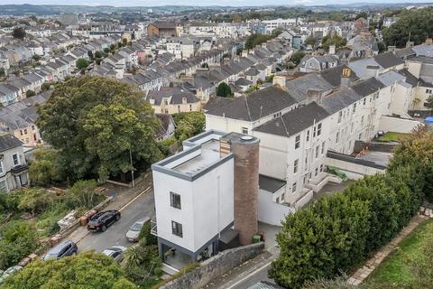 undefined, Hillsborough, Plymouth