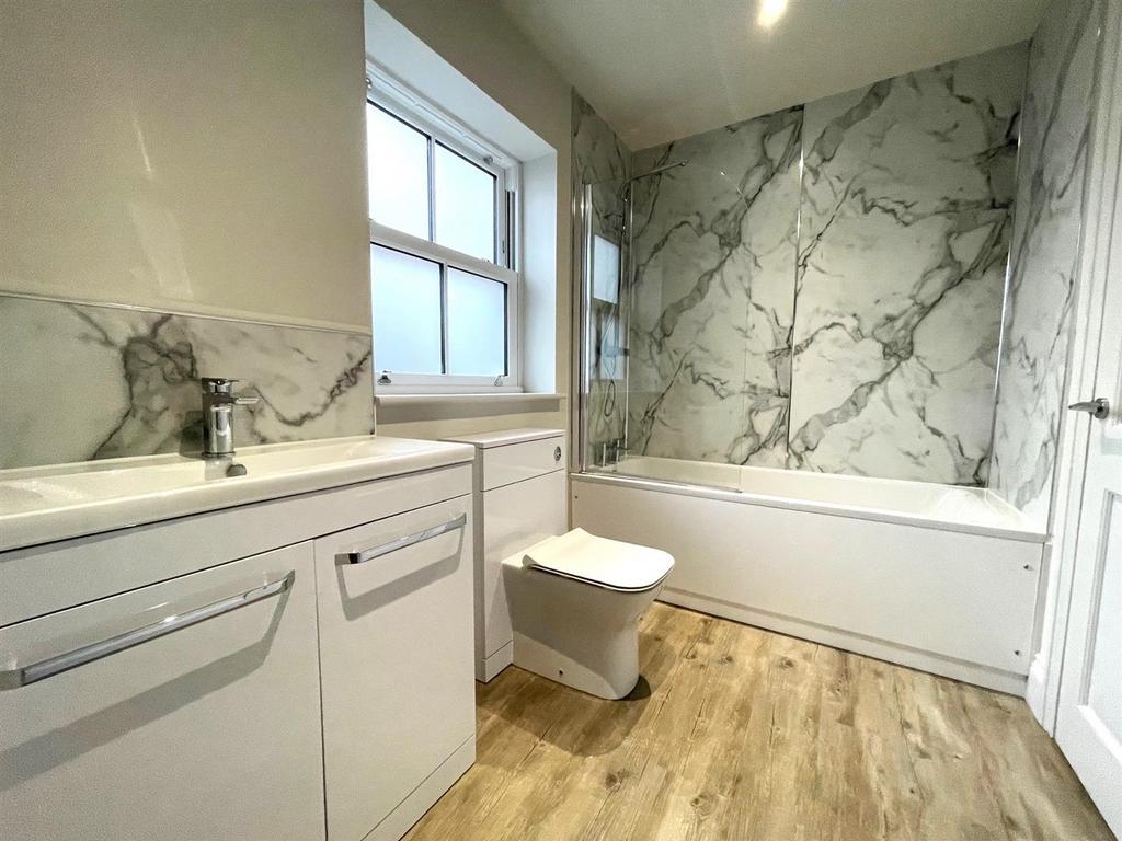 Bathroom Alternate.jpg