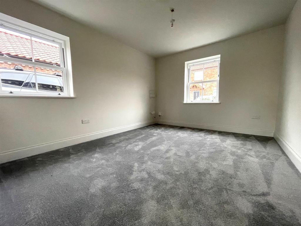 Bedroom 2.jpg