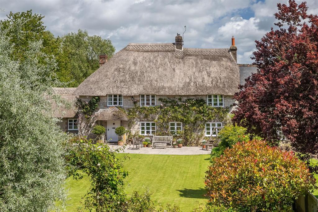 Whitfield Farm Cottage New Front image.png