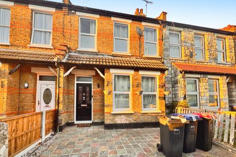 North Avenue, Southend-On-Sea