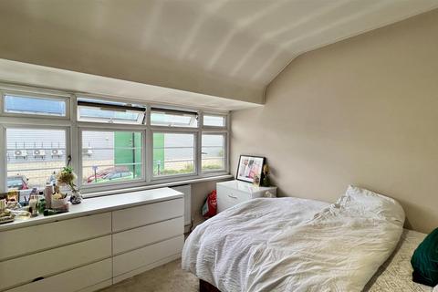 3 bedroom terraced house for sale, Scotts Road, Southall UB2
