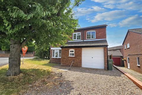 4 bedroom detached house for sale, Wheatland Close, Oadby