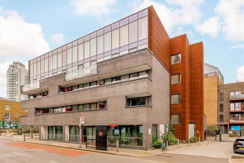 2 bedroom flat to rent, Greenwich High Road, London SE10