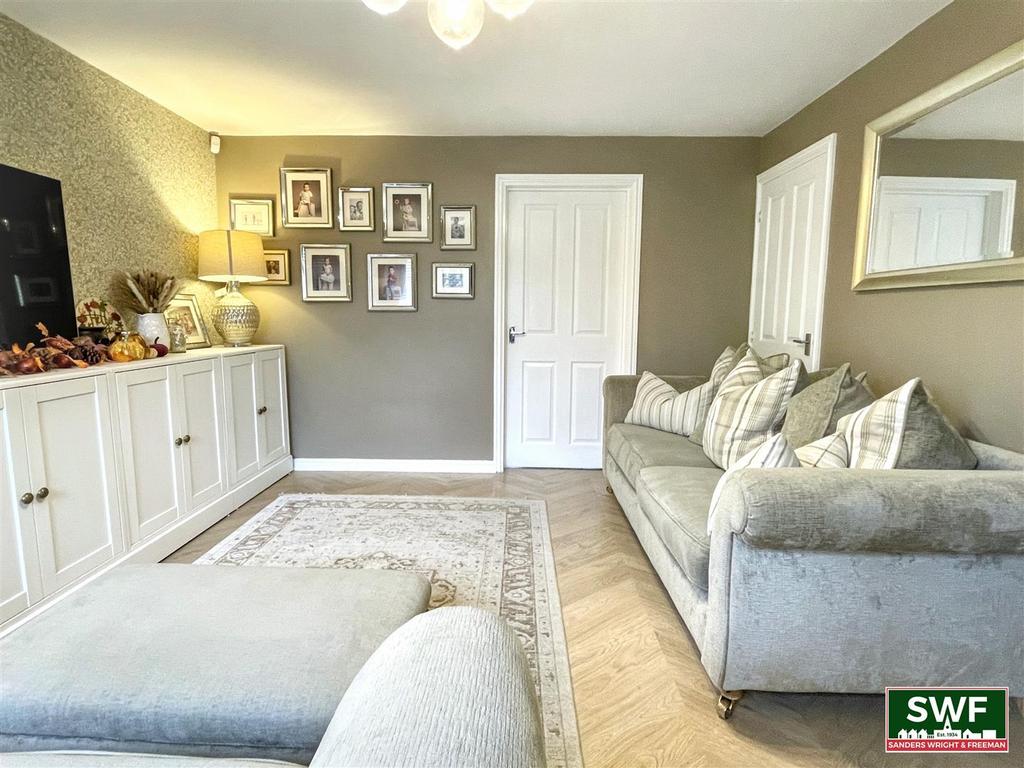 Living room3.jpg