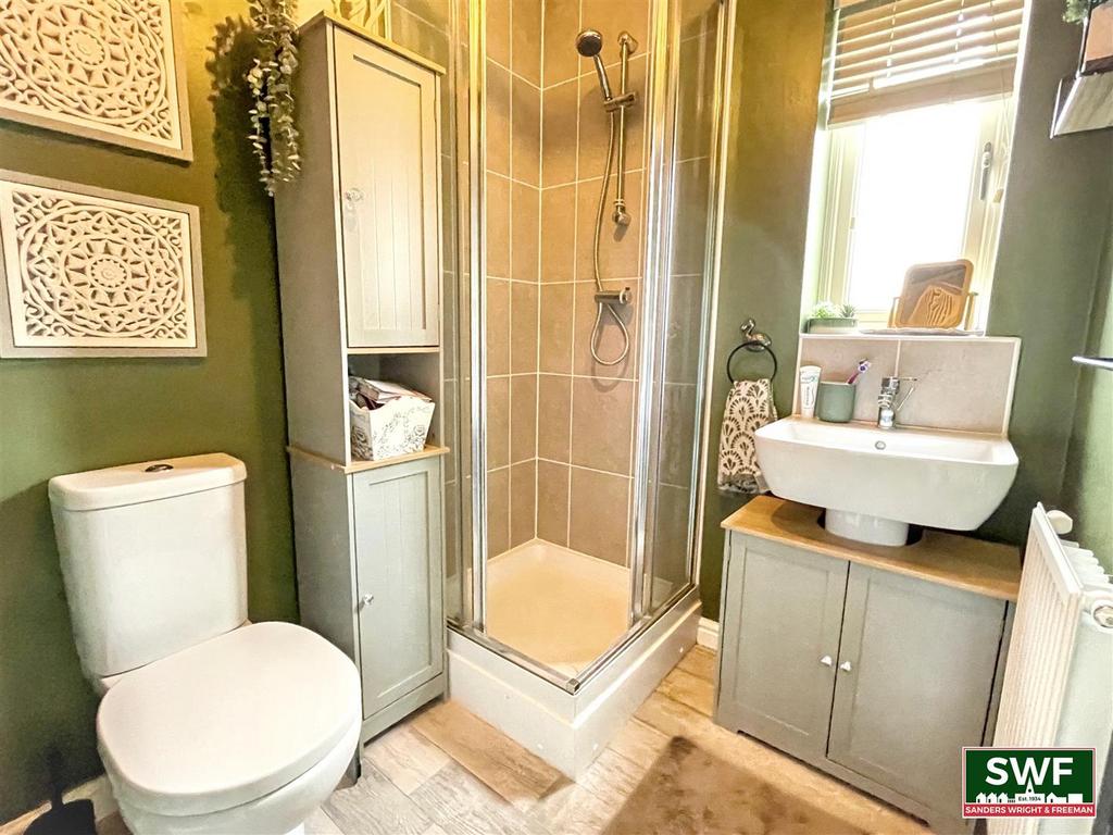 Ensuite.jpg