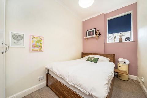 2 bedroom flat for sale, Honor Oak Park, London SE23
