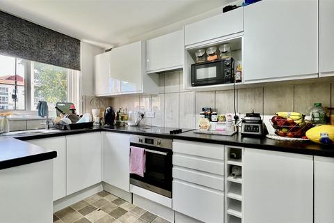 undefined, Brookwood Road, Hounslow TW3