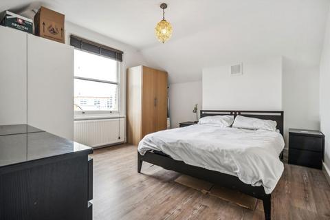 undefined, Ambleside Avenue, London SW16