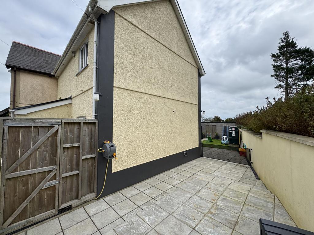 Side Patio Area