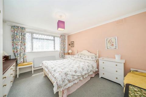undefined, Heathway, London SE3