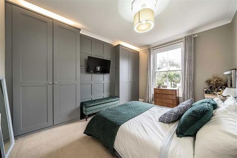 3 bedroom flat for sale, Breakspears Road, London SE4