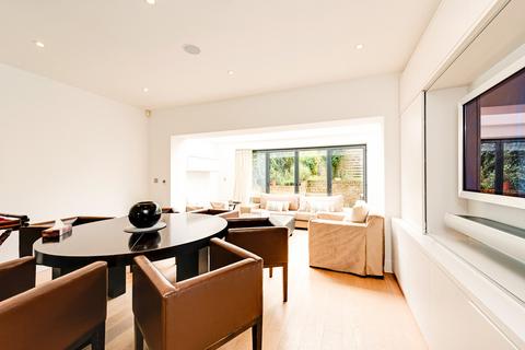 undefined, Treetop Mews, London, NW6