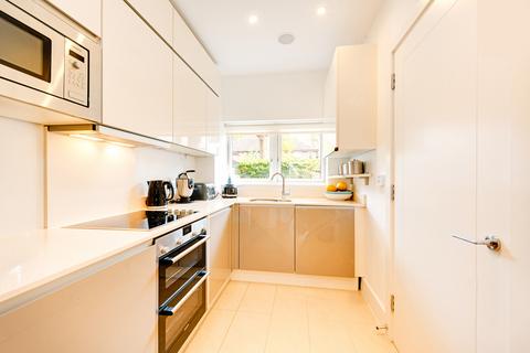 4 bedroom mews for sale, Treetop Mews, London, NW6