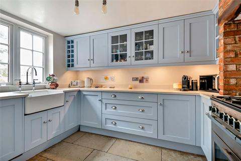 4 bedroom end of terrace house for sale, Cold Ash Hill, Cold Ash, Thatcham, Berkshire, RG18