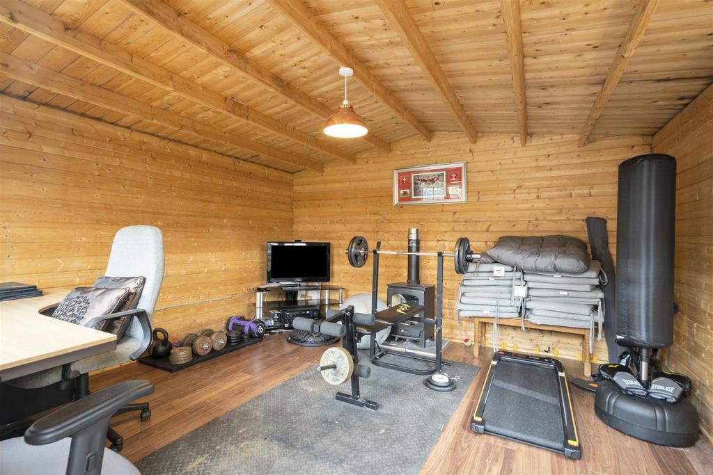 87 Witherford Croft 25.jpg