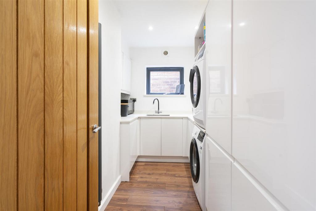 87 Witherford Croft 12.jpg