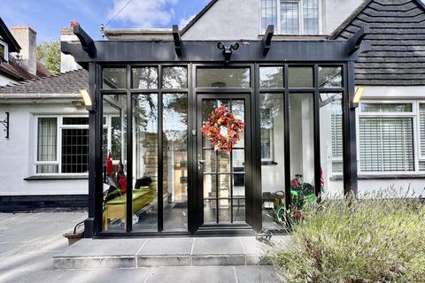 4 bedroom detached house for sale, Queens Park Avenue, Queens Park, Bournemouth, BH8