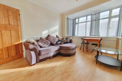 1 bedroom property to rent, Dudley Gardens, Harrow, HA2