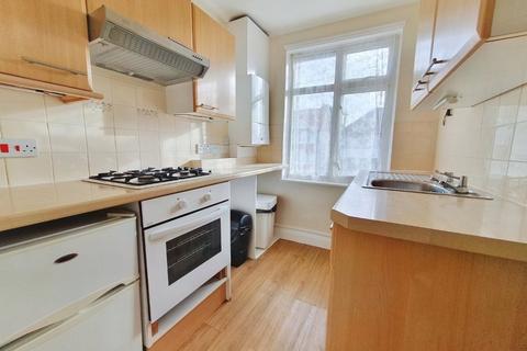 1 bedroom property to rent, Dudley Gardens, Harrow, HA2