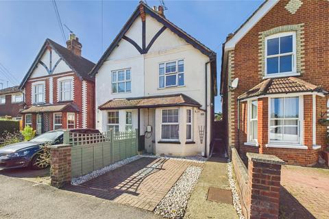 Well Lane, Horsell GU21