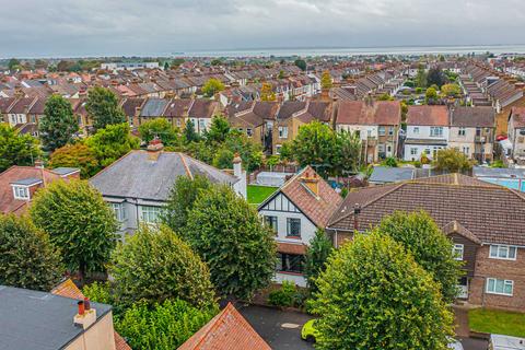 3 bedroom detached house for sale, Trinity Road, Southend-on-sea, SS2