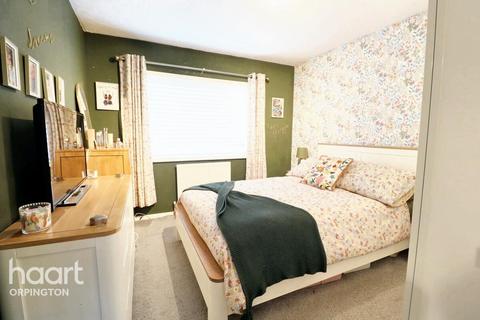 3 bedroom semi-detached house for sale, Anglesea Road, Orpington