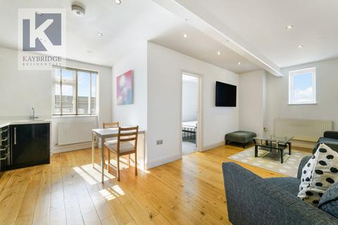 2 bedroom flat to rent, Stoneleigh Broadway, Epsom, KT17