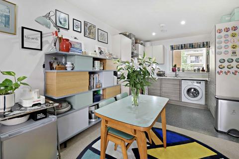 1 bedroom flat for sale, Freda Street, London SE16