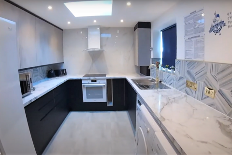 7 bedroom terraced house to rent, Albion Road