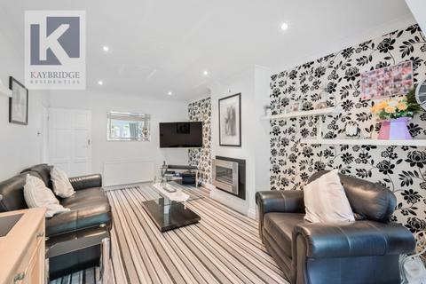 3 bedroom bungalow for sale, Burford Road, Worcester Park, KT4
