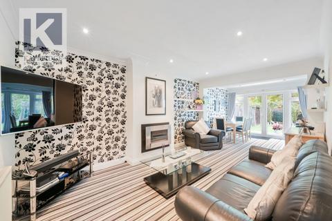 3 bedroom bungalow for sale, Burford Road, Worcester Park, KT4