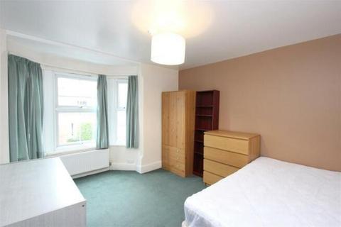 8 bedroom terraced house to rent, Divinity Road,  HMO Ready 8 Sharers,  OX4